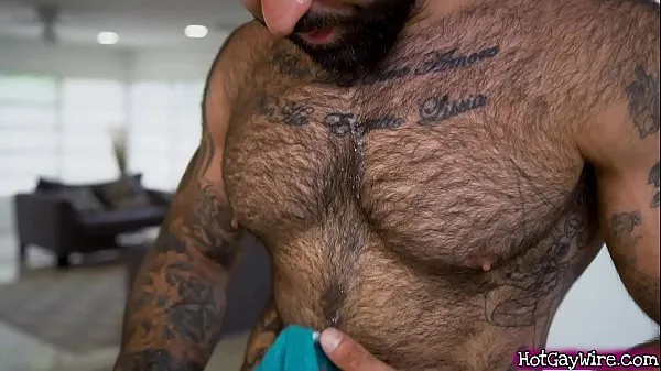 بہترین Guy gets aroused by his hairy stepdad - gay porn کل ٹیوب