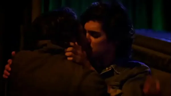 بہترین Avan Jogia and Tyler Posey gay kiss from TV show Now Apocalypse کل ٹیوب