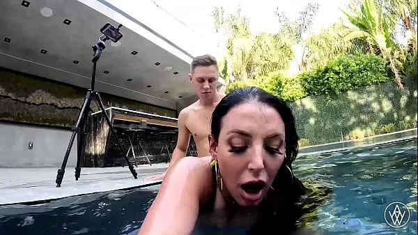 Best ANGELA WHITE - Busty Bikini Sex in the Pool total Tube